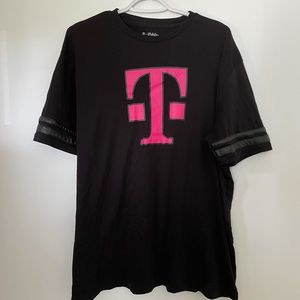 T-Mobile LOT OF 2 tee shirts Men’s XL